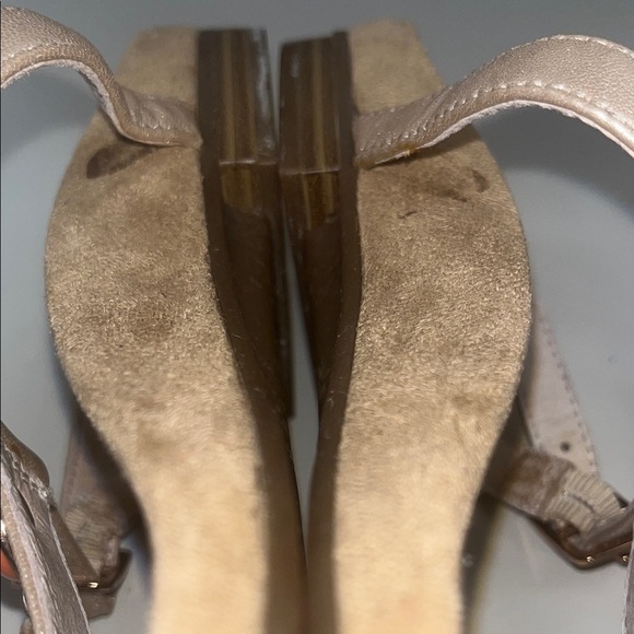 Vionic Women's Jada Style Sandals - White and Tan bundle both size 7 preowned - Picture 5 of 12